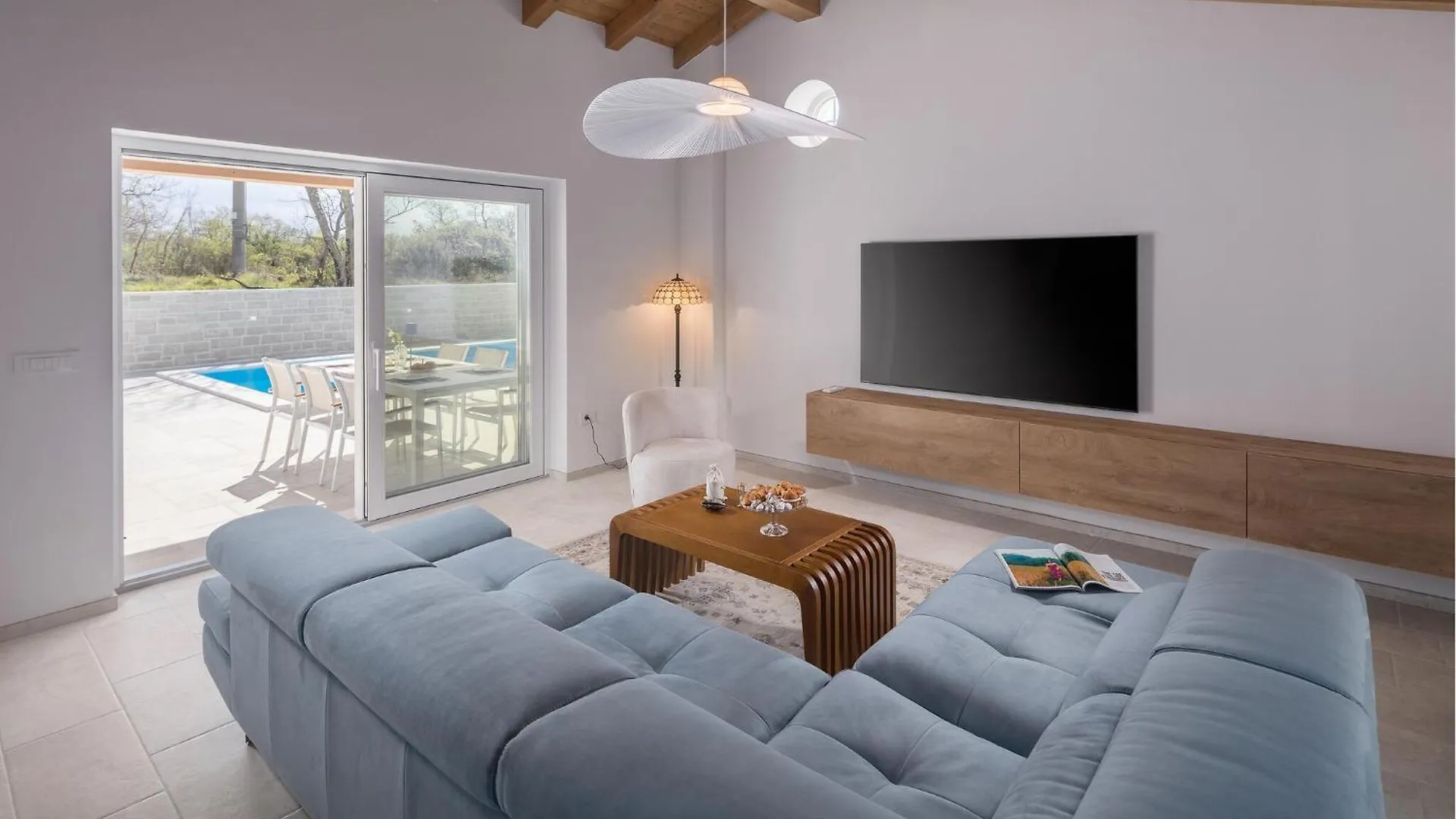 Beautiful Home In Buje 0*,