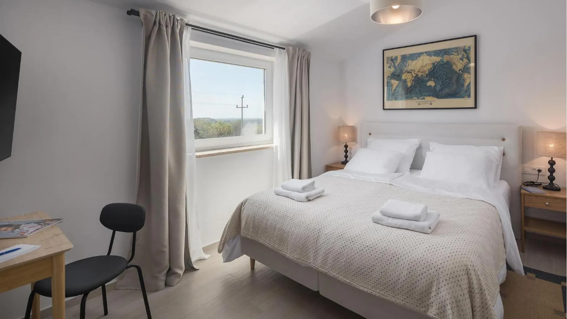 Beautiful Home In Buje 0*,