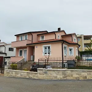 Apartman Tonis, Buje